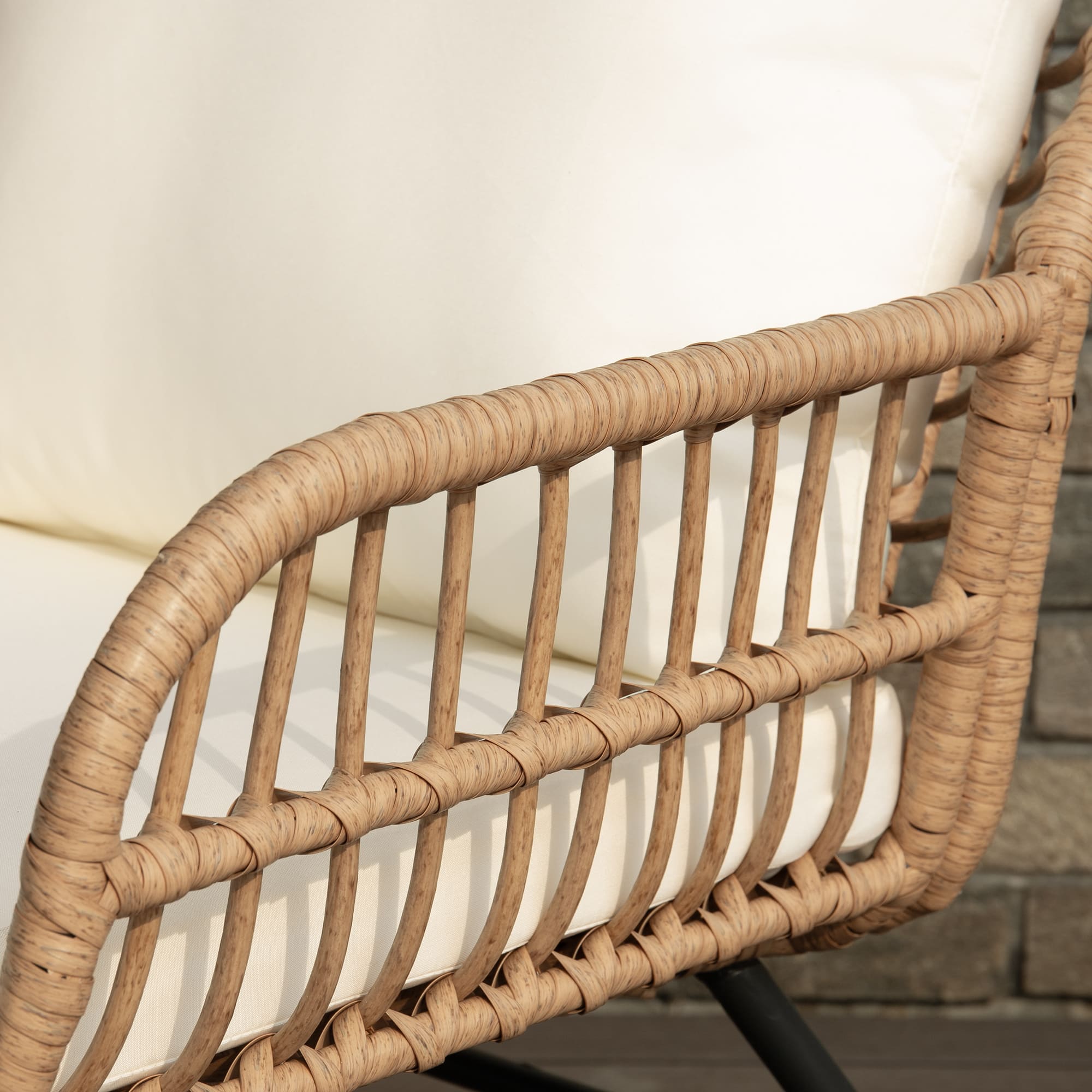 Sturdy steel frame inside PE wicker patio furniture